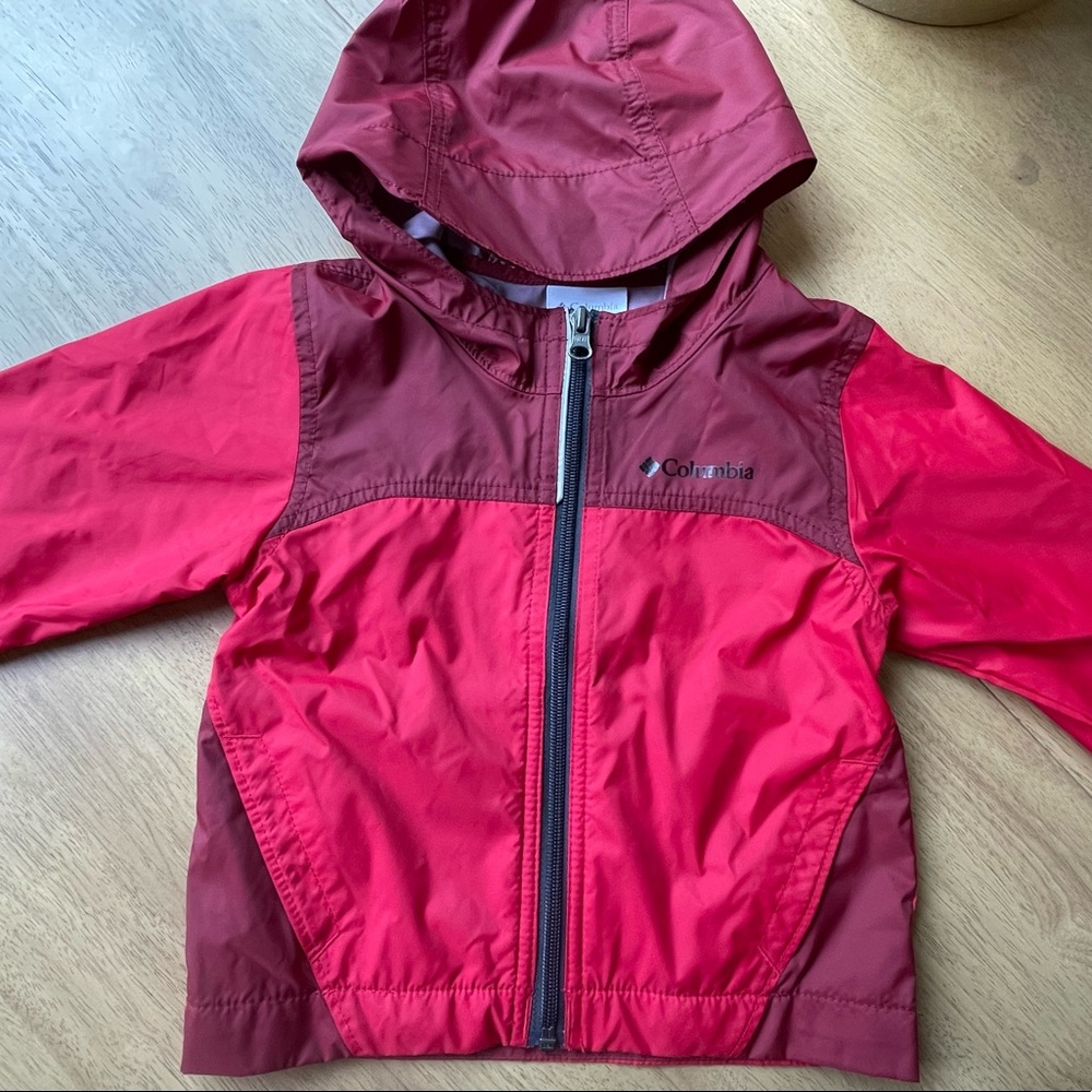 COLUMBIA raincoat